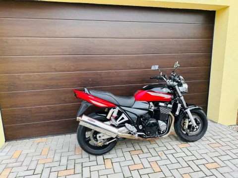 Suzuki GSX 1400