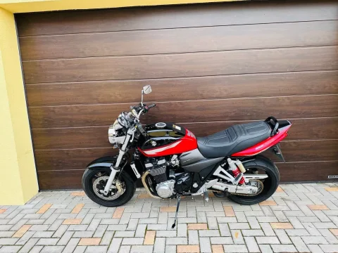 Suzuki GSX 1400