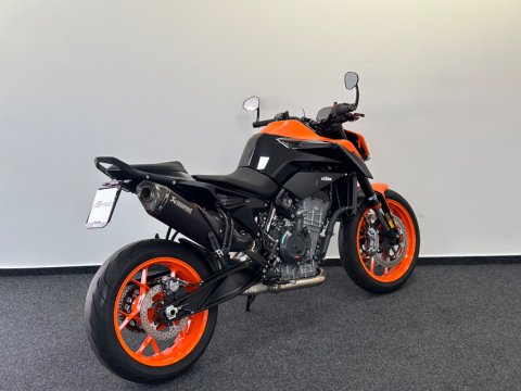 KTM 890 Duke